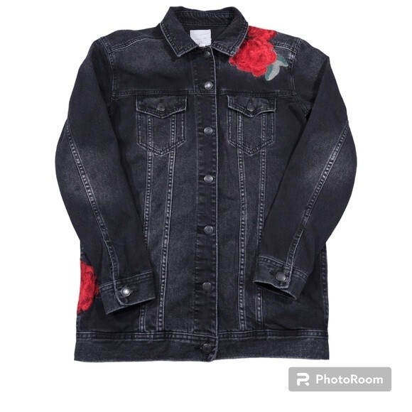American Eagle Denim Jacket Oversized Embroidered Floral Rose Black Red Size XS - Picture 1 of 13